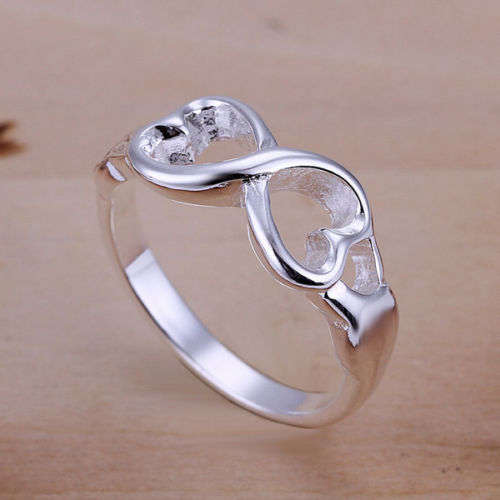 **MODERN HEART INFINITY RING**