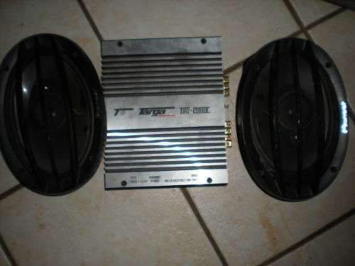 Car amp with speakers - Targa 2080C