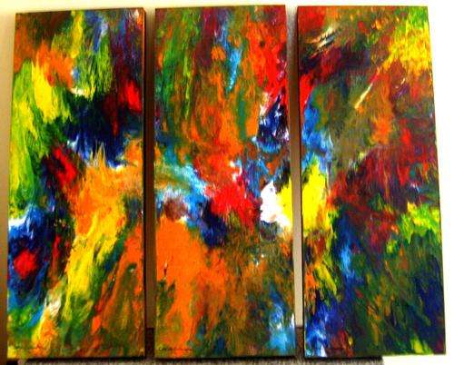 SET OF 3 ABSTRACT PAINTINGS. SIZE 600X230X30MM EACH,690X600MM TOGETHER