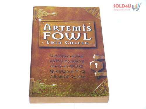 Artemis Fowl by Eoin Colfer