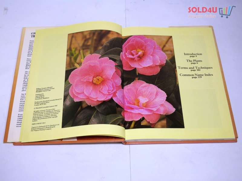 Colour Dictionary of Trees and Shrubs by Peter McHoy