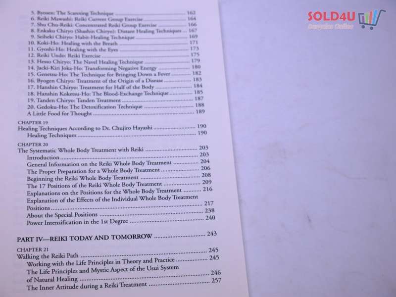 The Spirit of Reiki: From Tradition to the Present Fundamental Lines of Transmission by Walter Lubec