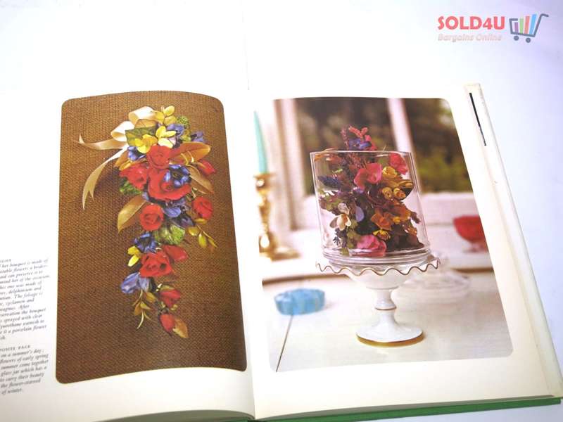 Dried and Pressed Flowers by Renee Derbyshire, Jane & Burgess