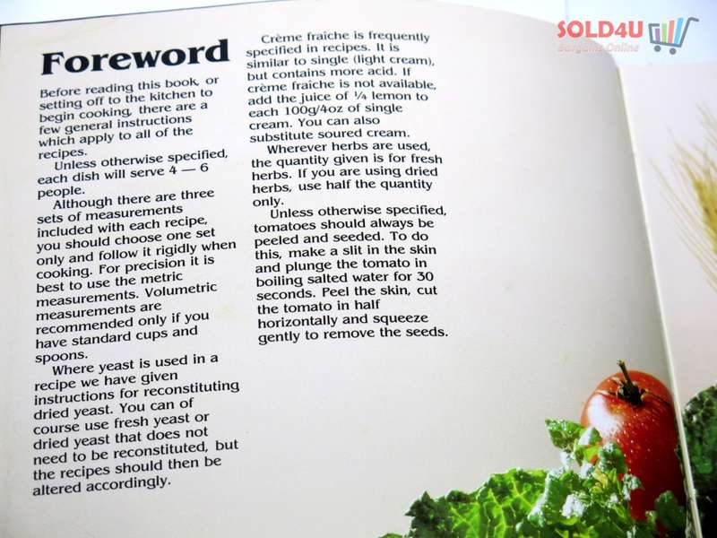 All Colour Vegetarian Recipes by Christopher Conil