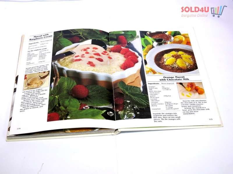 All Colour Vegetarian Recipes by Christopher Conil