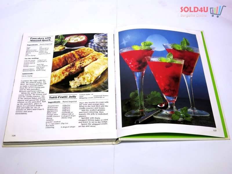 All Colour Vegetarian Recipes by Christopher Conil