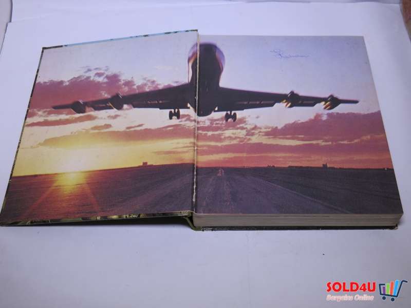 Book of World Travel Hardcover 1967 - The Reader`s Digest