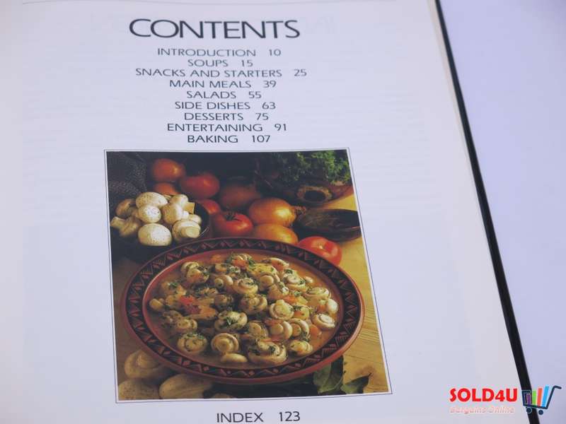 The Vegetarian Microwave Cookbook - Gail Duff