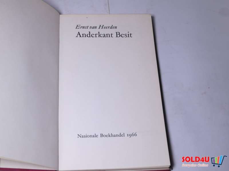 Anderkant Besit - Ernst Van Heerden