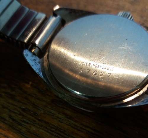 Vintage mechanical watch for the blind - working