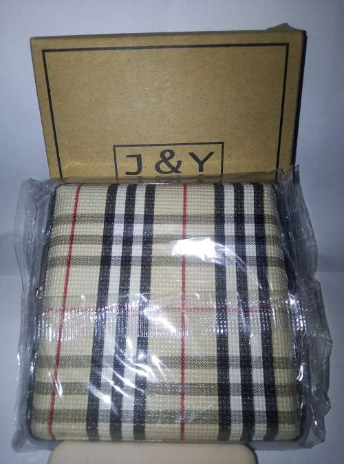 J and Y Cigarette Case