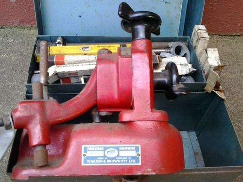 Valve seat synchro seating kit
