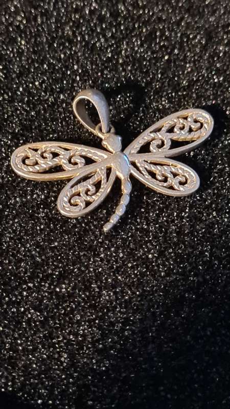 925 Sterling Silver Dragon Fly Pendant