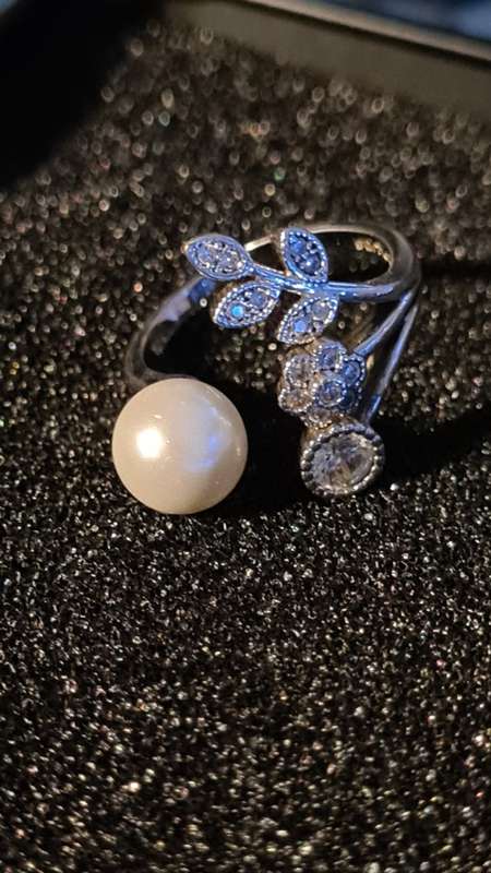 925 Sterling Silver Flower and Pearl Ring