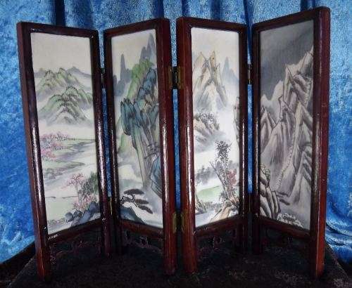 CHINESE VINTAGE CERAMIC TABLE SCREEN OF FOUR DECORATED PANELS from SUEZYT - **FREE SHIPPING**