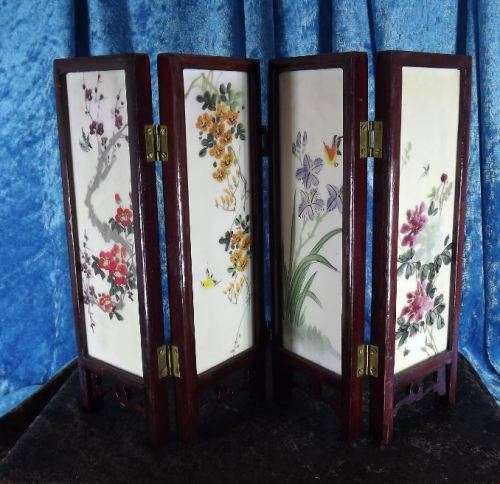CHINESE VINTAGE CERAMIC TABLE SCREEN OF FOUR DECORATED PANELS from SUEZYT - **FREE SHIPPING**