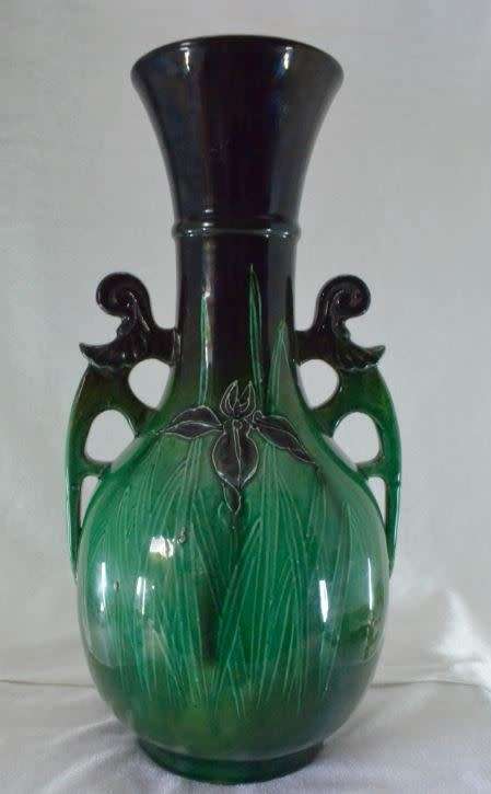 ART-DECO GREEN VASE  from SUEZYT