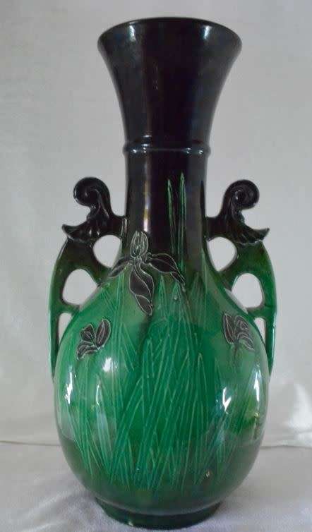 ART-DECO GREEN VASE  from SUEZYT