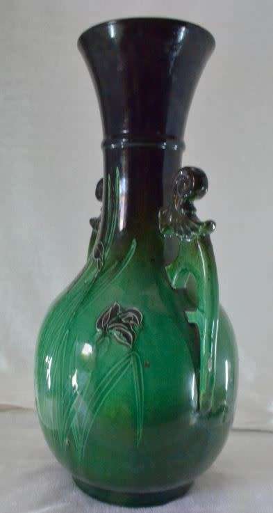 ART-DECO GREEN VASE  from SUEZYT