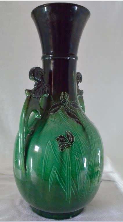 ART-DECO GREEN VASE  from SUEZYT