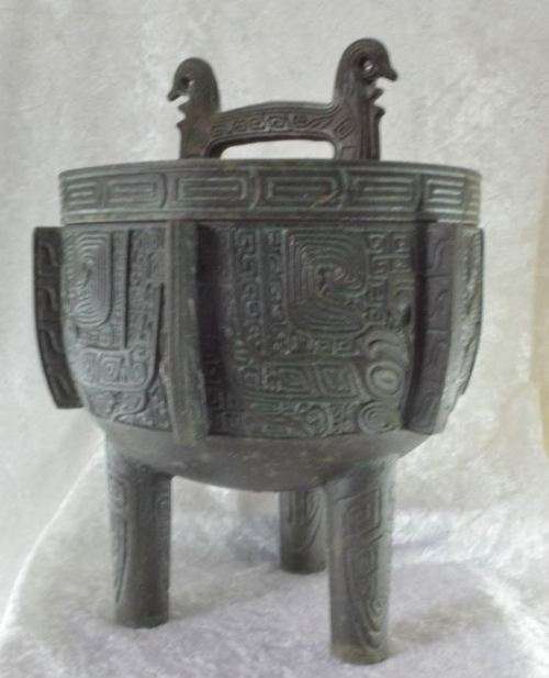 BRONZE WITH VERDIGRIS ORIENTAL VINTAGE ICE BUCKET - REPRODUCTION - from SUEZYT