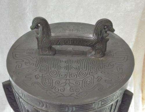 BRONZE WITH VERDIGRIS ORIENTAL VINTAGE ICE BUCKET - REPRODUCTION - from SUEZYT