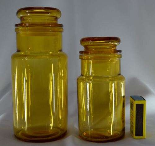 ITALIAN VINTAGE AMBER COLOURED GLASS STORAGE BOTTLES from SUEZYT