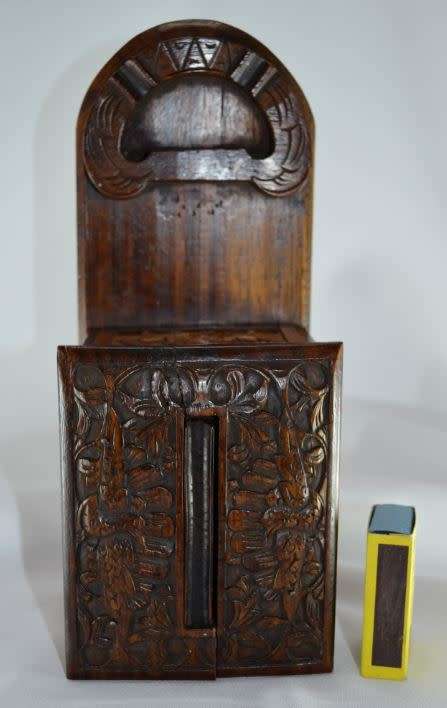 NEPALI VINTAGE WOODEN CIGARETTE DISPENSER - from SUEZYT