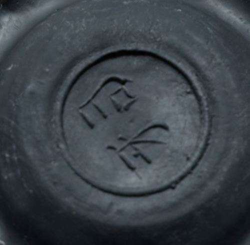 ORIENTAL CARVED SOAPSTONE VASE - from SUEZYT