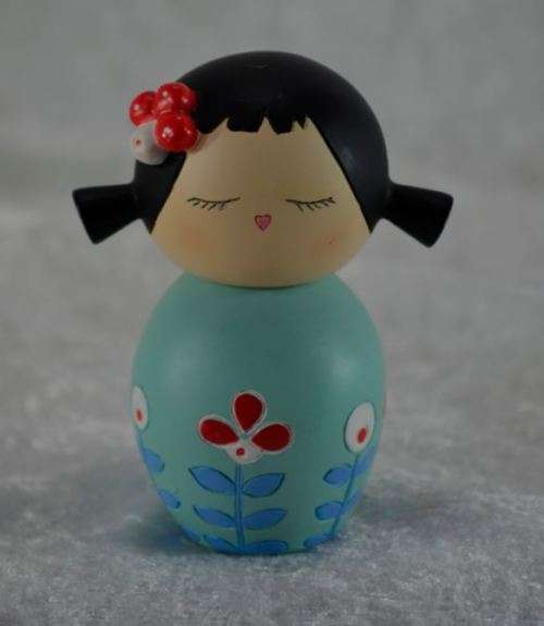 SECRET MOMIJI DOLL - FLOWERS 2 - 8CMS - from SUEZYT