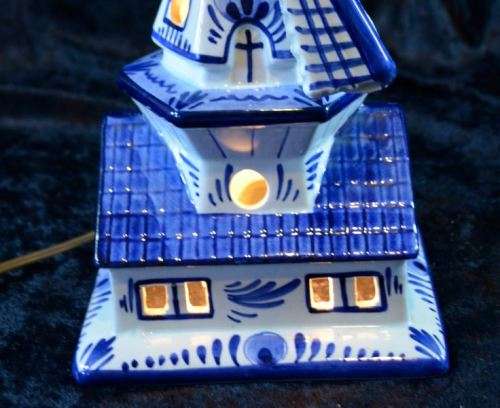"RESERVED FOR RUDIE "BEAUTIFUL DELFT WINDMILL LAMP - WORKING - from SUEZYT