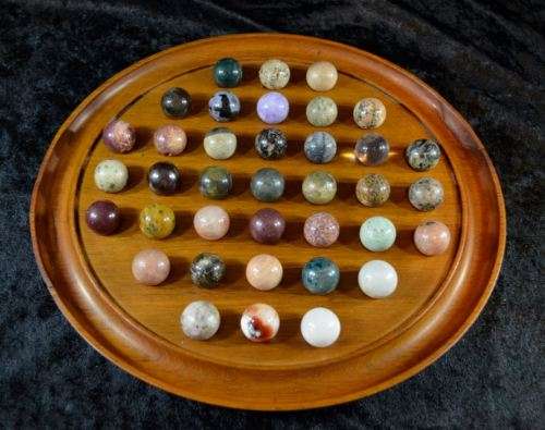 WOODEN SOLITAIRE GAME WITH SEMI-PRECIOUS GEMSTONE MARBLES - from SUEZYT