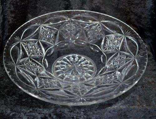 CRYSTAL FOOTED FRUIT BOWL = from SUEZYT