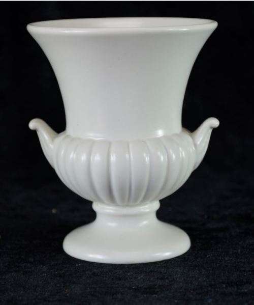 WEDGWOOD SMALL URN - WHITE - from SUEZYT
