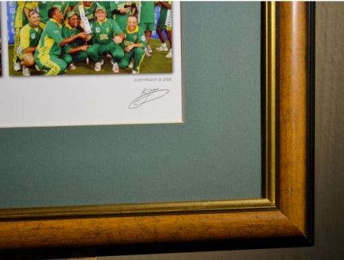 FOR THE ARDENT CRICKET FAN - SA Vs AUSTRALIA O.D.I 12 MARCH 2006 - FRAMED PRINT - from SUEZYT