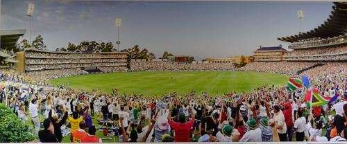 FOR THE ARDENT CRICKET FAN - SA Vs AUSTRALIA O.D.I 12 MARCH 2006 - FRAMED PRINT - from SUEZYT