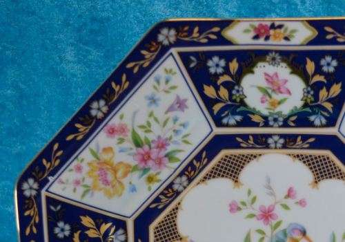 IMPERIAL IMARI PLATE -  (BLUE) - from SUEZYT