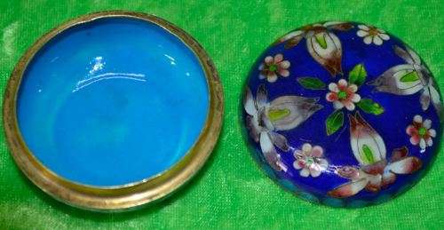 PRETTY LITTLE CLOISONNE TRINKET HOLDER - from SUEZYT