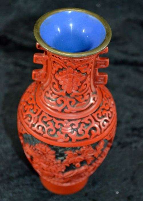 RESERVED FOR CULL1INGWORTH CHINESE CINNABAR VASE - from SUEZYT