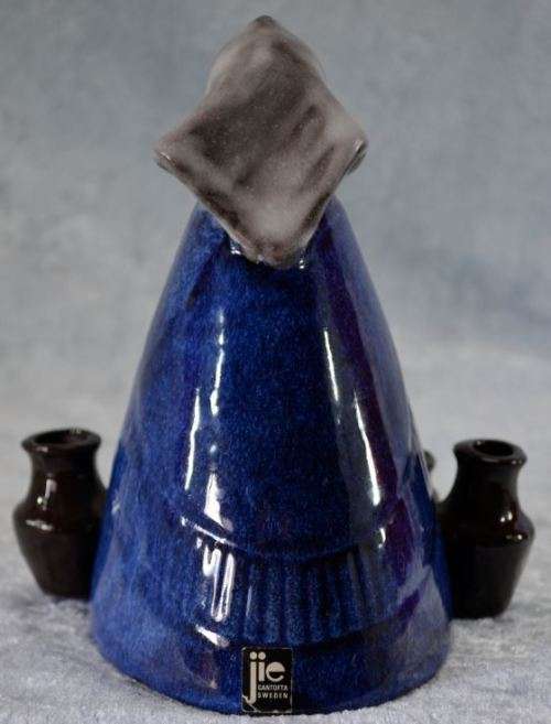 GANTOFTA  BUD VASE FIGURINE - SWEDEN - from SUEZYT