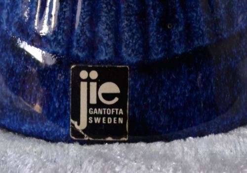 GANTOFTA  BUD VASE FIGURINE - SWEDEN - from SUEZYT
