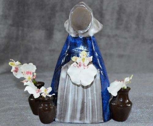 GANTOFTA  BUD VASE FIGURINE - SWEDEN - from SUEZYT