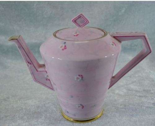 reserved Christiane PARAGON TEA SERVICE  'REPLICA OF ONE PRODUCED FOR H.M QUEEN MARY" - from SUEZYT