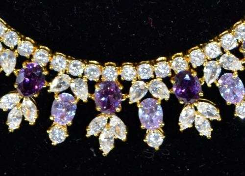 SWAROVSKI CRYSTAL JEWELLERY  NECKLACE SET - from SUEZYT