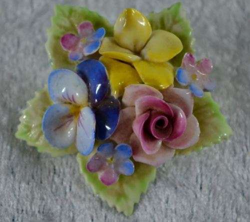 STAFFORDSHIRE FLORAL BROOCH - from SUEZYT