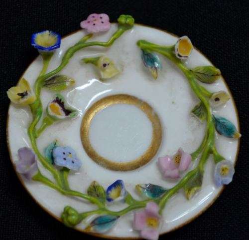 MEISSEN RARE MINIATURE TEAPOT AND DUO WITH APPLIED FLOWERS - from SUEZYT