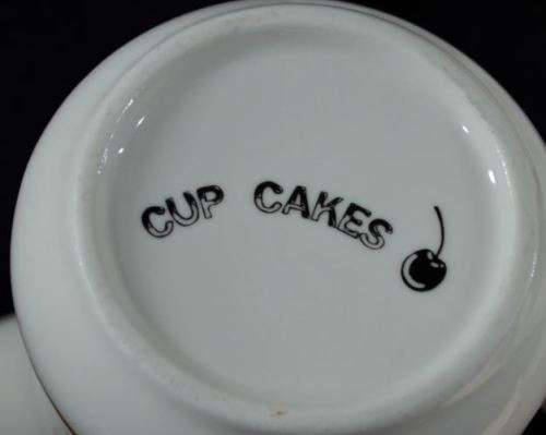 CUP CAKE TEA SET FOR 8  - from SUEZYT