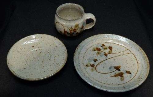 2 KOLONYAMA POTTERY TRIOS - 1 PRICE - from SUEZYT