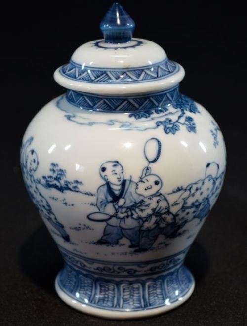 CHINESE 100 BOYS BLUE AND WHITE GINGER JAR - 4 CHARACTER MARK - from SUEZYT