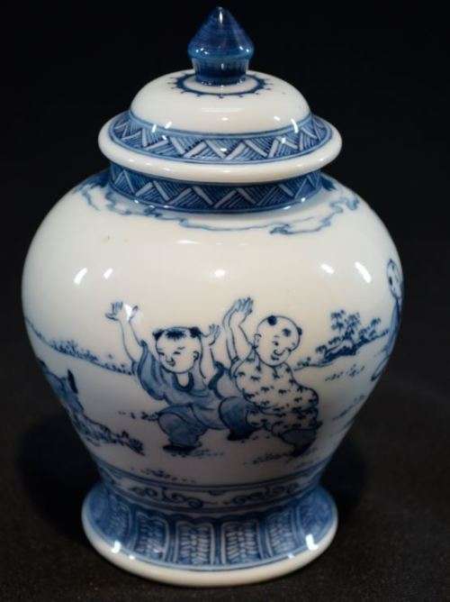CHINESE 100 BOYS BLUE AND WHITE GINGER JAR - 4 CHARACTER MARK - from SUEZYT